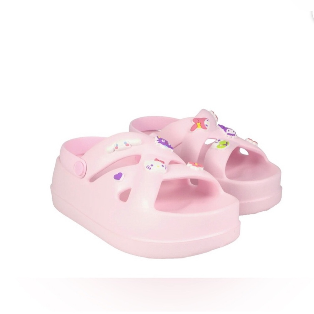 Hello Kitty And Friend pink Criss-Cross Strap Platform Sandals size 8 brand new